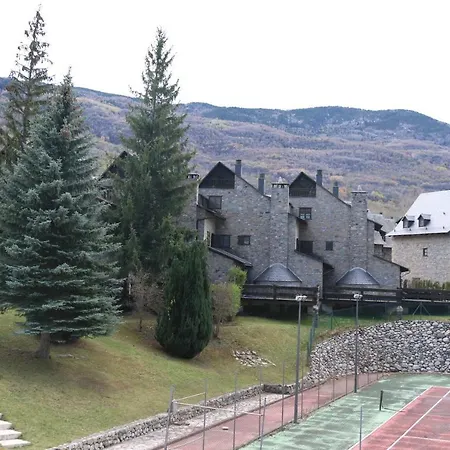 Appartamento Urbanizacion Linsoles - Benasque Sahun Esterno foto