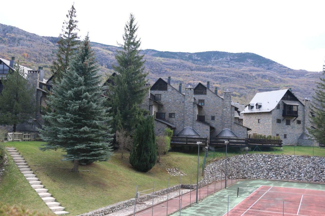 Urbanizacion Linsoles - Benasque Apartment